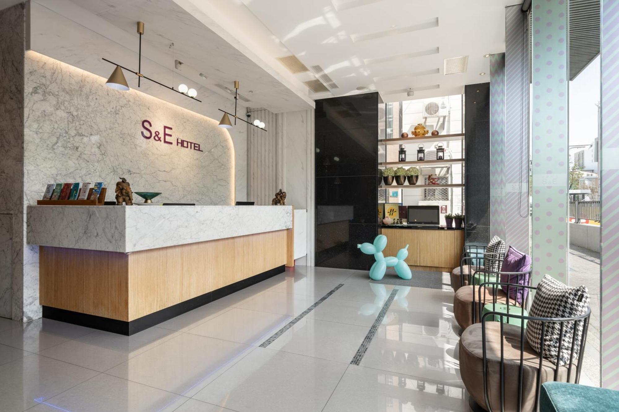 S&E Hotel Тайнань Экстерьер фото