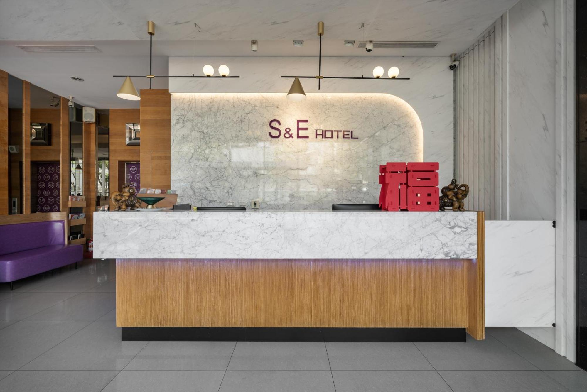 S&E Hotel Тайнань Экстерьер фото