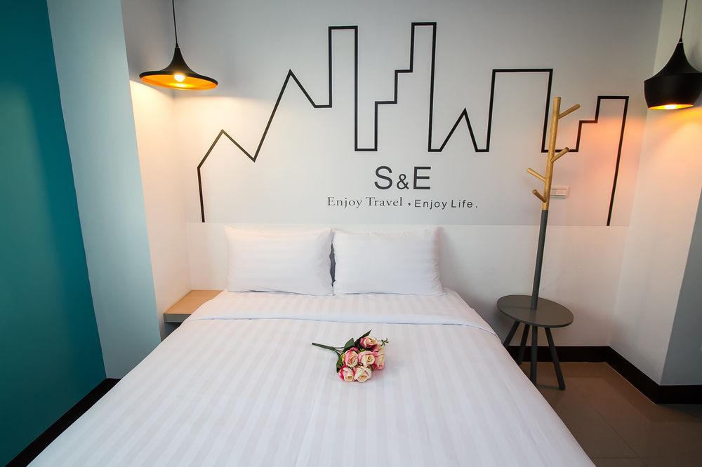 S&E Hotel Тайнань Экстерьер фото